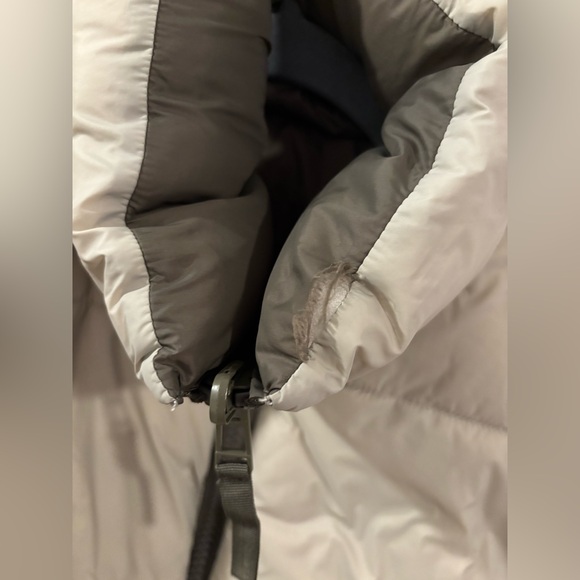 Zara Reversible Puffer Vest - Picture 4 of 5